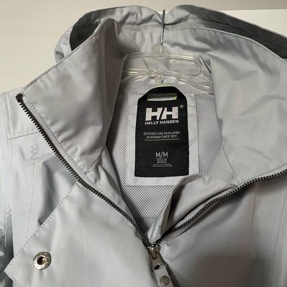 HELLY HANSON PROTECTION RAIN JACKET SIZE M NWOT GREY ZIPPER POCKETS HELL… - Picture 6 of 17